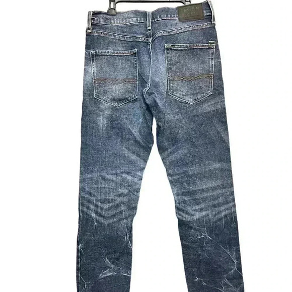 DENIZEN from Levi's 208 Faded Blue Regular Fit Tapered Leg Denim Jeans - Picture 3 of 9